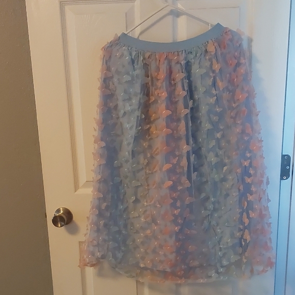 Umgee Multicolor Butterfly A-Line Skirt Perfect For Spring! NWT SIZE SMALL - Picture 4 of 9